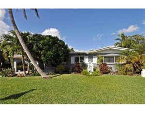 Wilton Manors Real Estate Homes - Front of Home - 1727 NE 27th Drive
